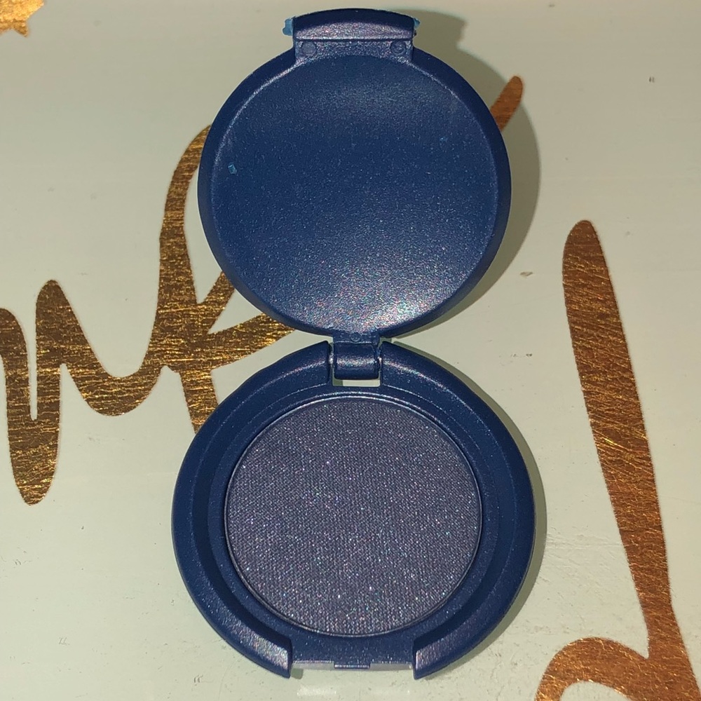 IBY Lush Eyeshadow